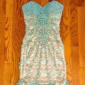 Jovani dress with pearls and crystals. Size 0, turquoise color